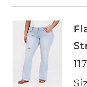 Vintage light wash jeans from Torrid size 28